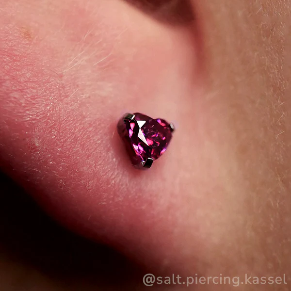 Heart-Shaped Gem End - Image 7