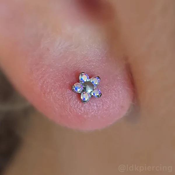 Titanium Flower Gem - Image 3