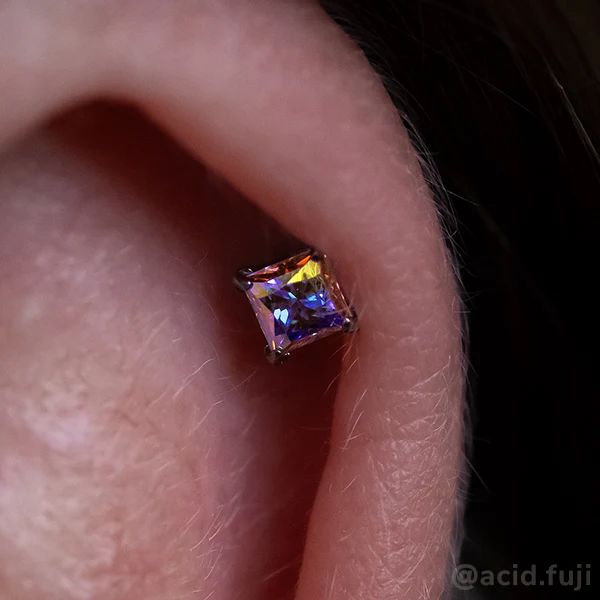 Titanium Princess Cut Gems - Image 5
